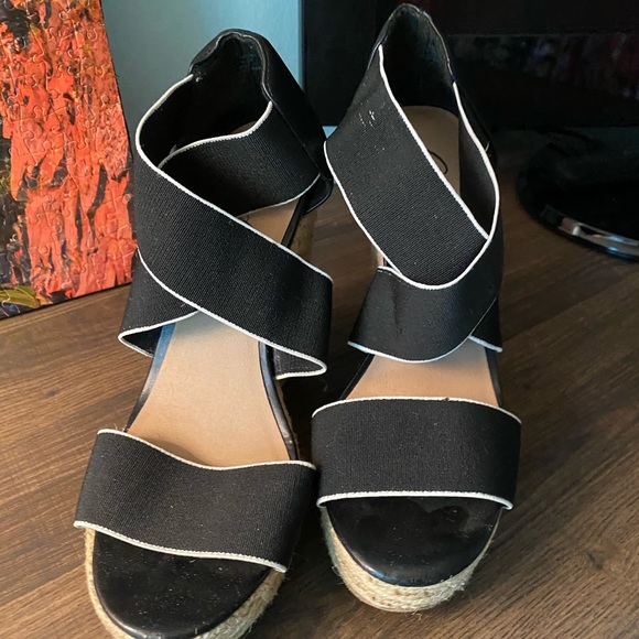 Strap Wedge heels - Picture 2 of 2